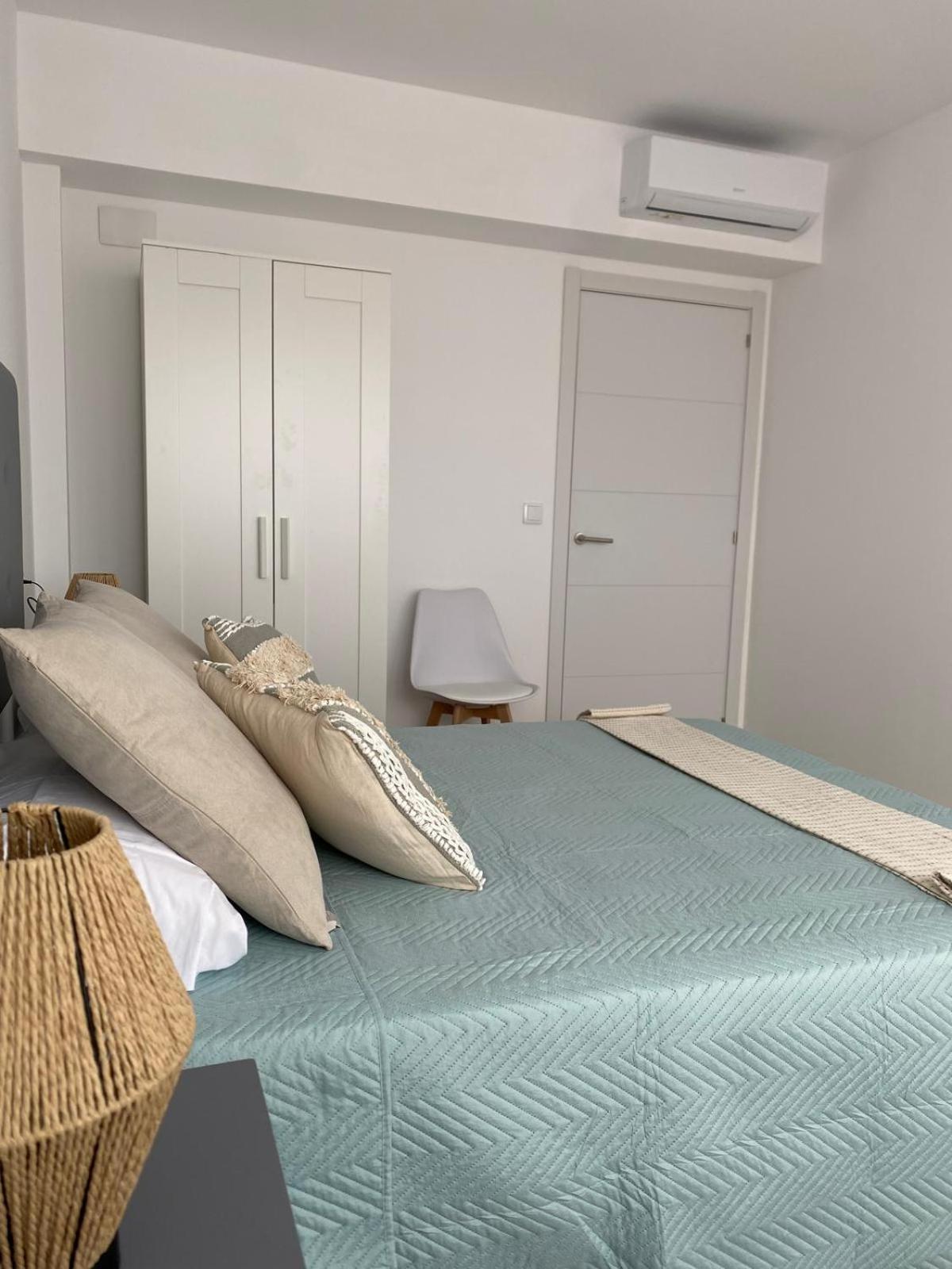 Apartment Pelayo Living